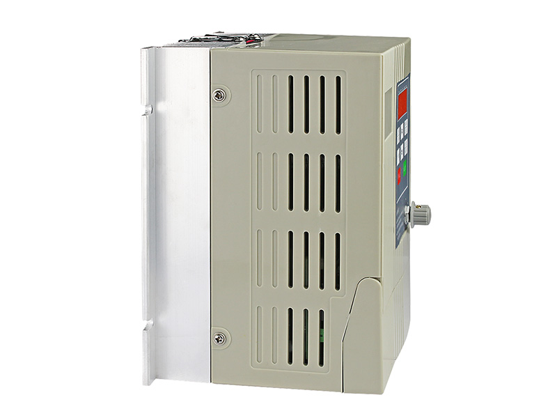 3000H雕刻機變頻器，雕刻機主軸變頻器，變頻器生產(chǎn)廠家，變頻器價格